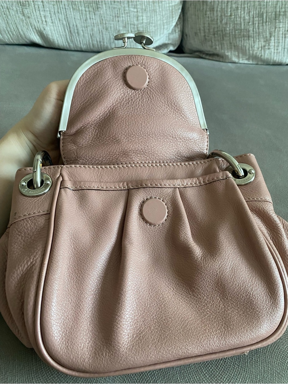 B. Makowsky Pink Leather Shoulder Bag with Chain Accent - Picture 6 of 8
